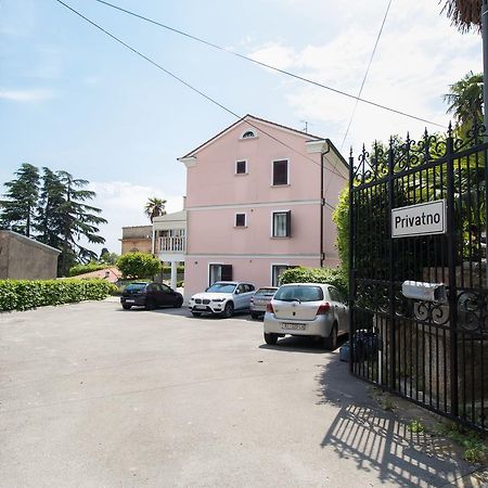 Apartments Sonja Opatija Bagian luar foto