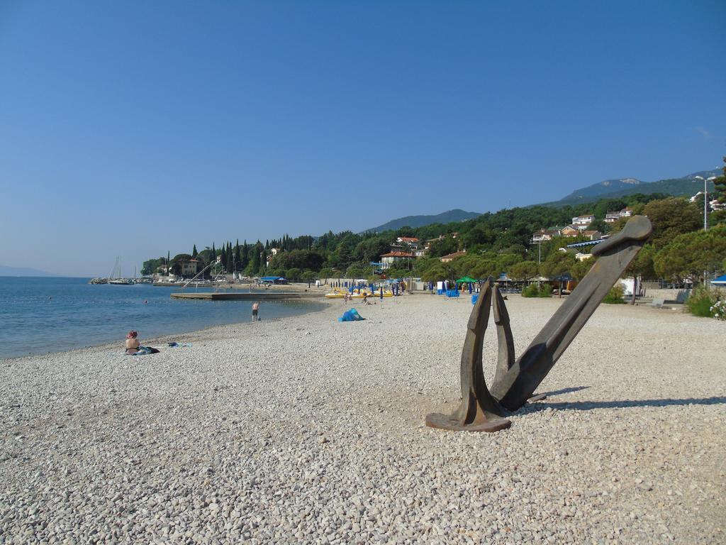 Apartments Sonja Opatija Ruang foto