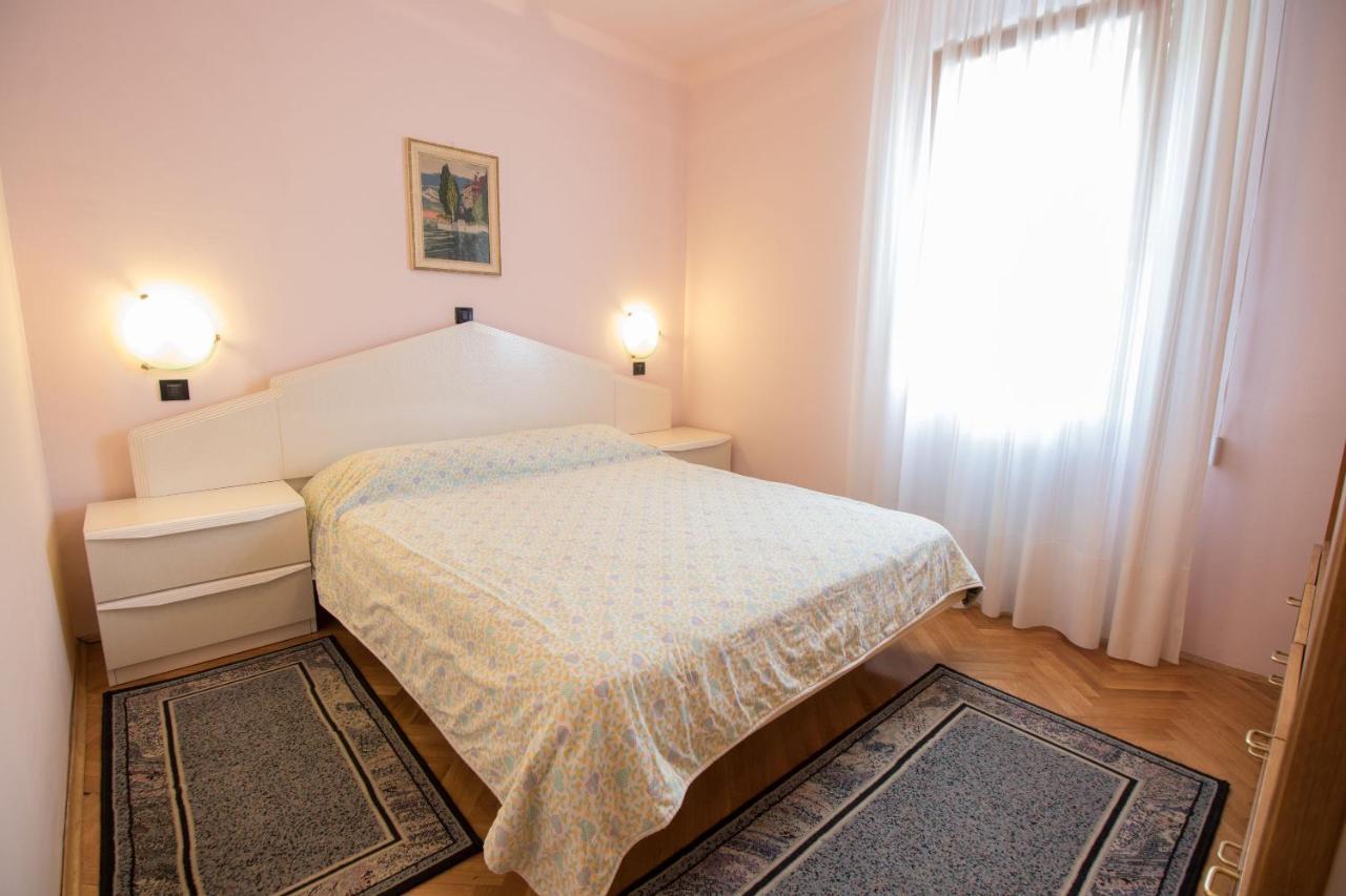 Apartments Sonja Opatija Ruang foto