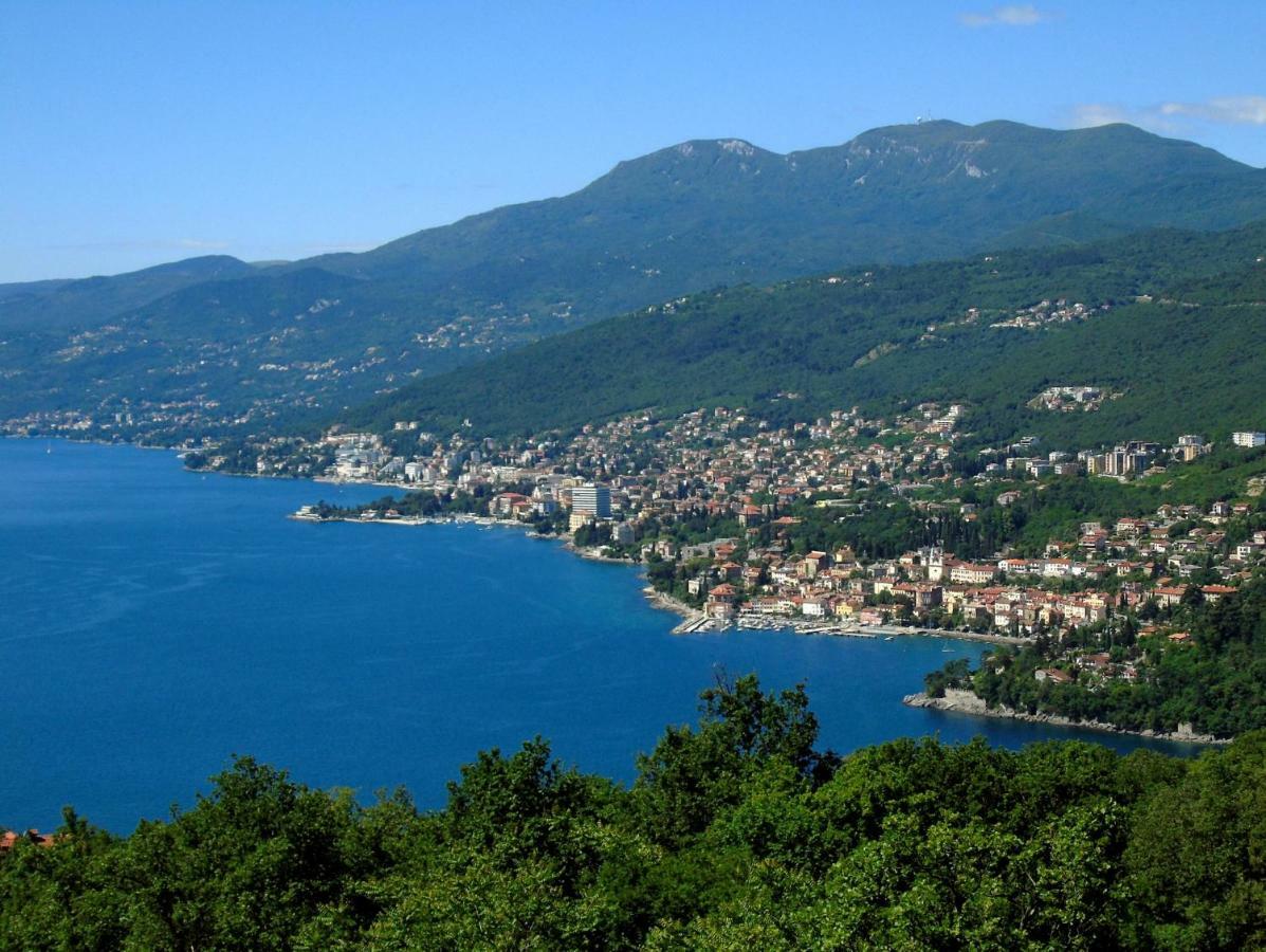 Apartments Sonja Opatija Bagian luar foto